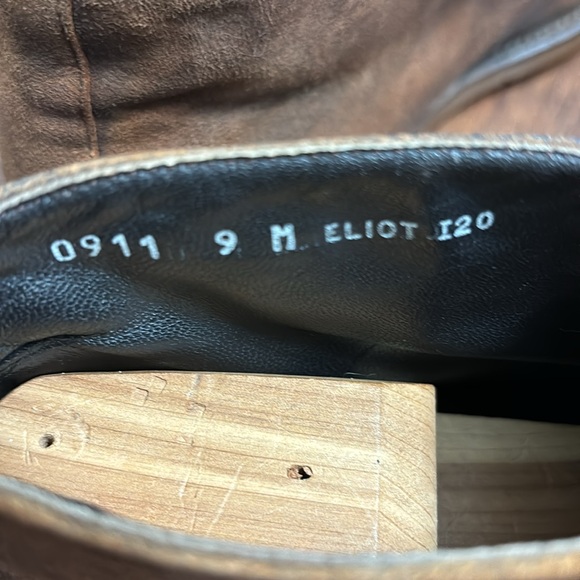 Donald J Pliner Shoes - Picture 4 of 6